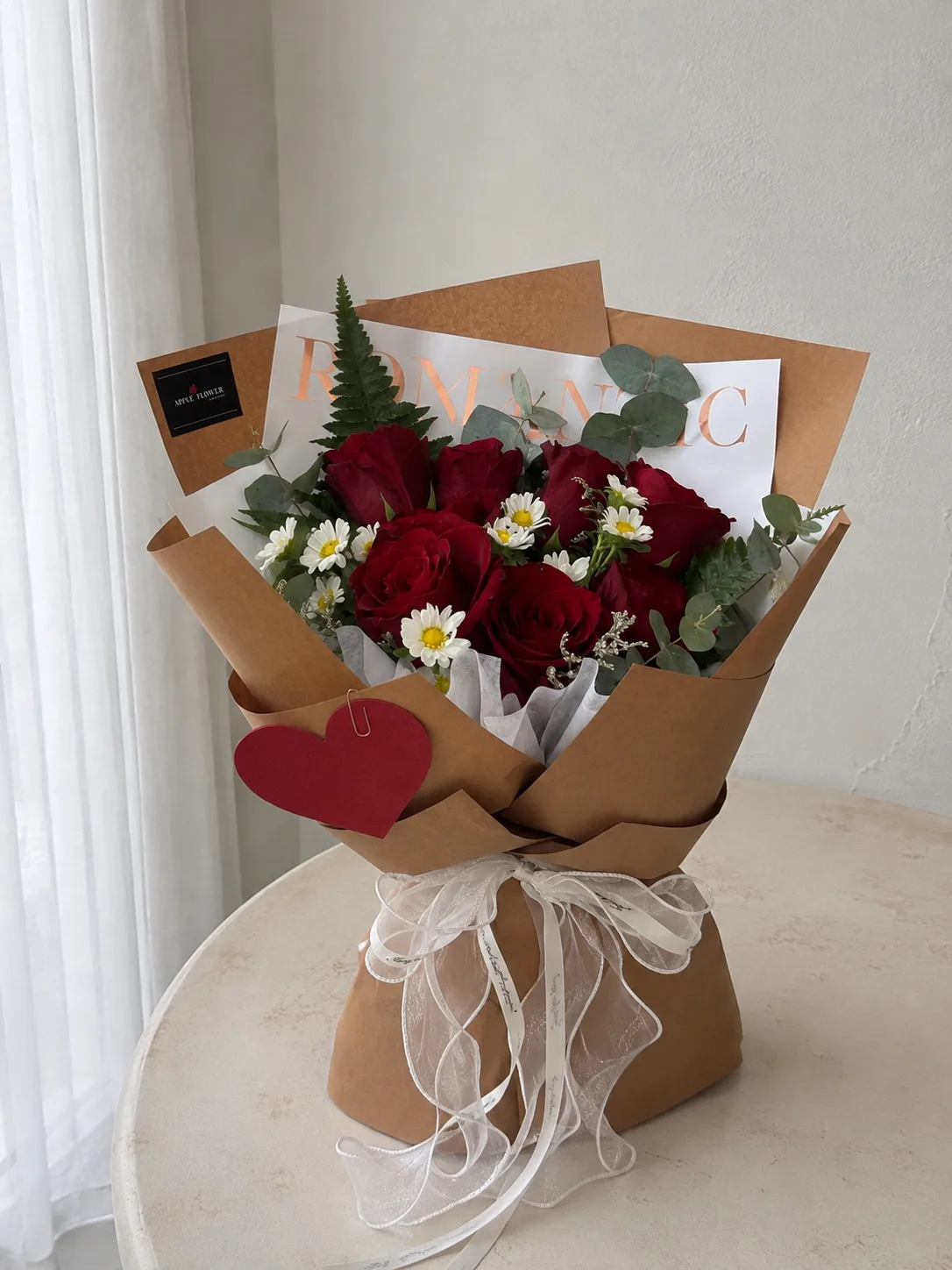 Red Rose & Daisy Bouquet